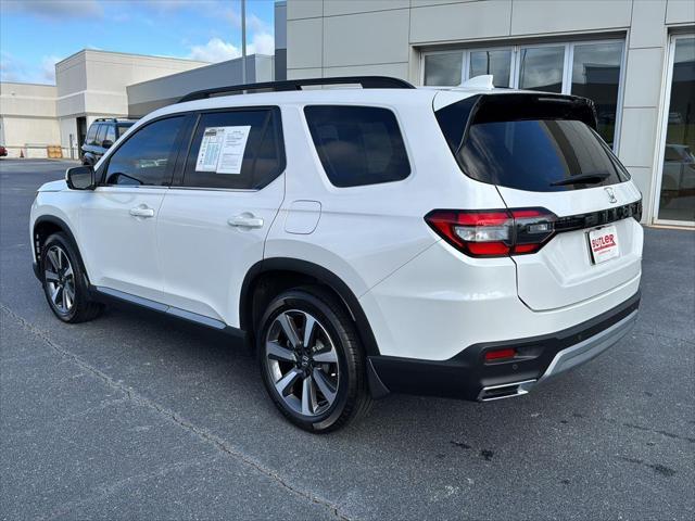 used 2023 Honda Pilot car, priced at $40,500