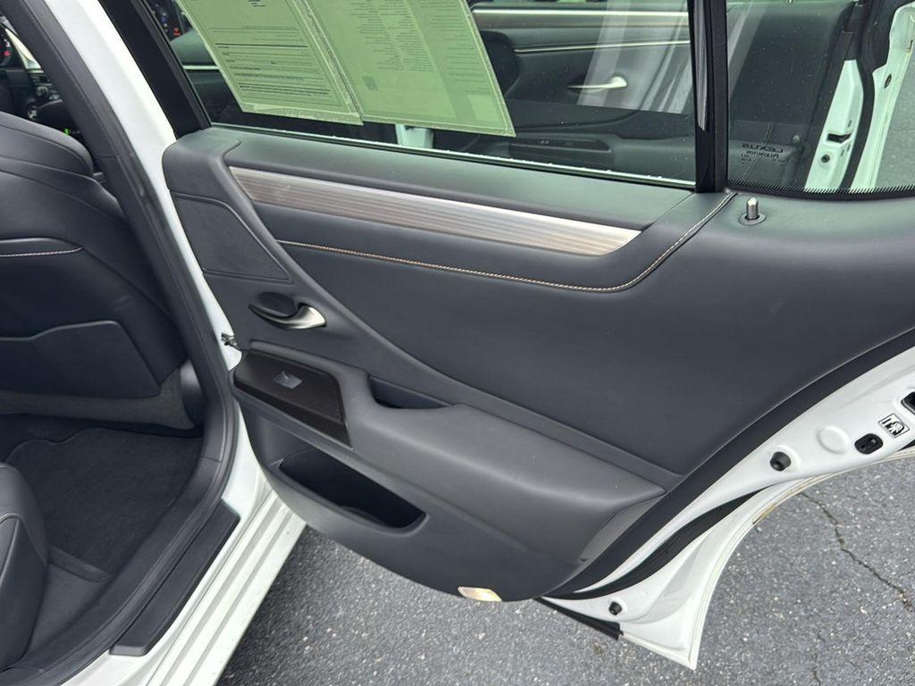 used 2019 Lexus ES 350 car, priced at $33,500