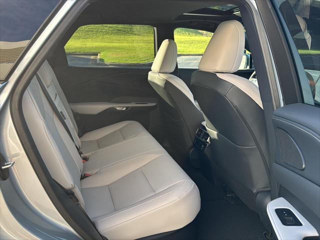 new 2025 Lexus RX 350 car, priced at $57,600