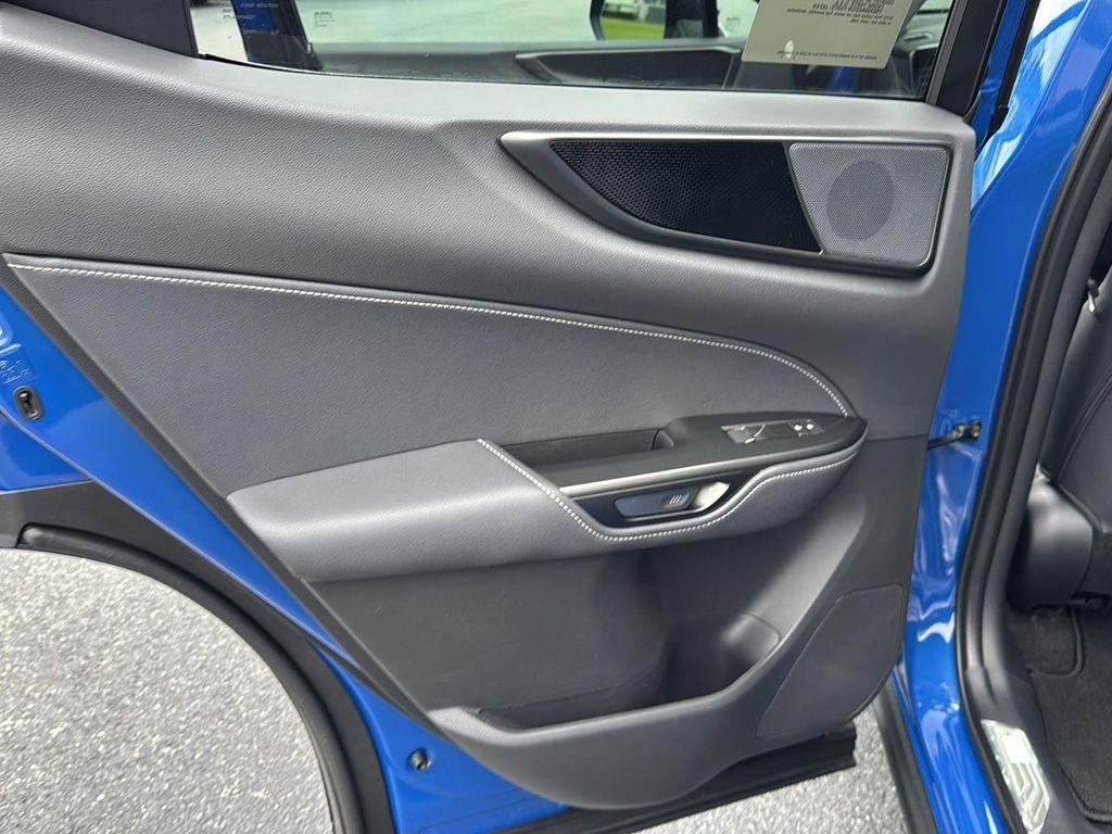 new 2025 Lexus NX 250 car, priced at $44,020