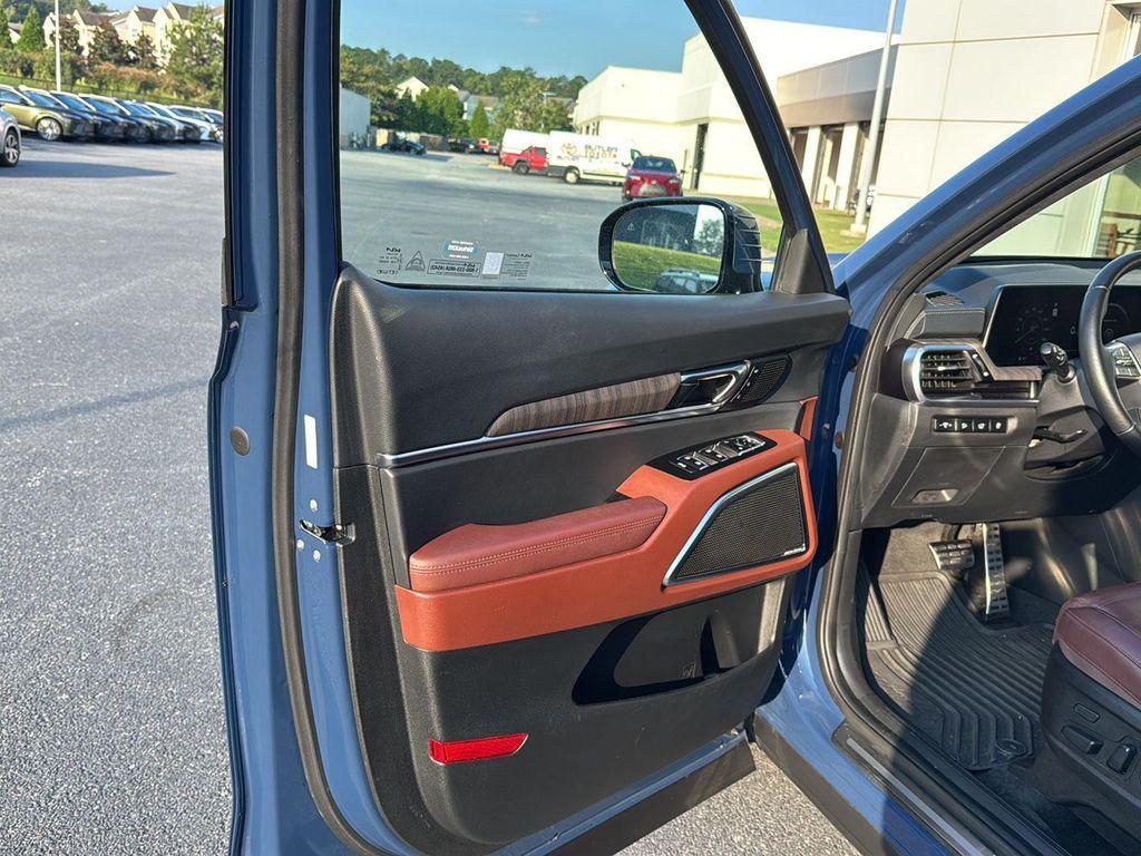 used 2024 Kia Telluride car, priced at $40,000