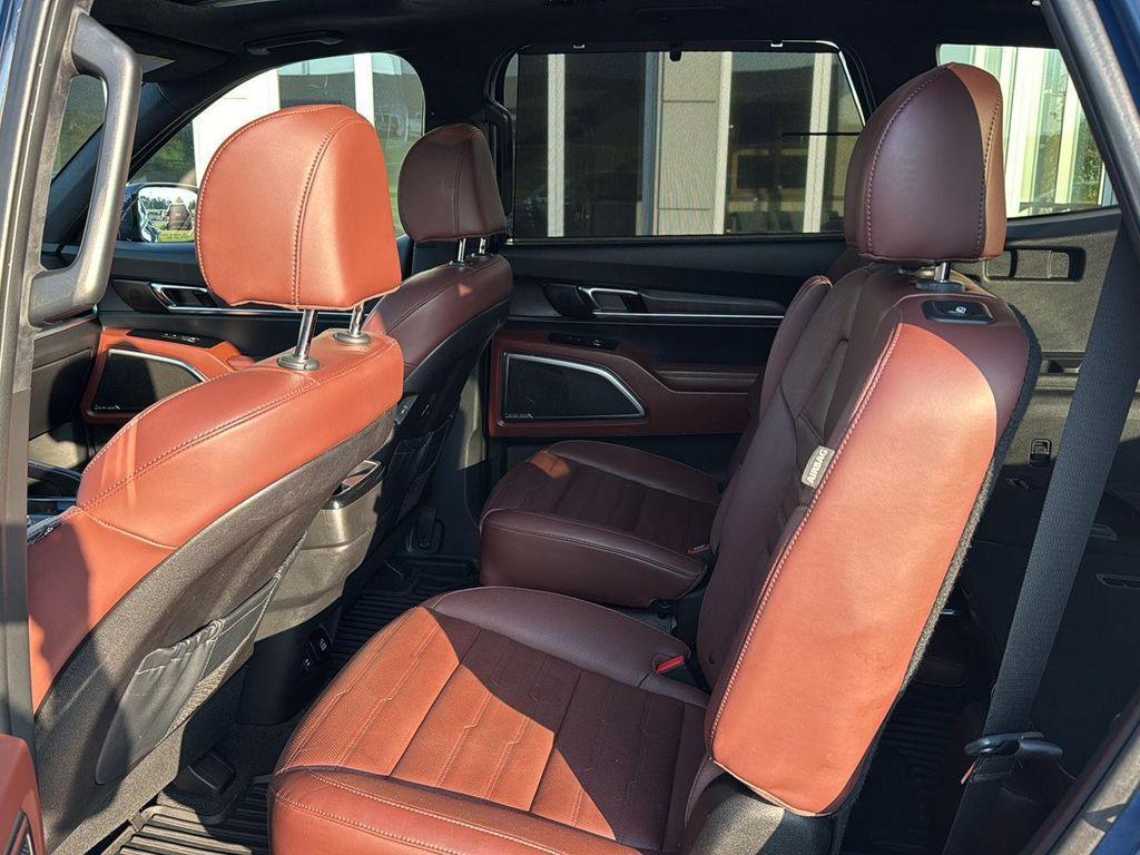 used 2024 Kia Telluride car, priced at $40,000