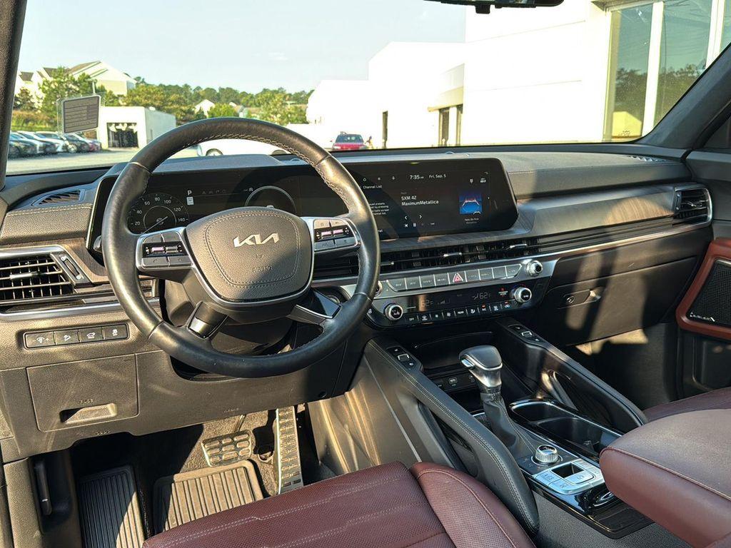used 2024 Kia Telluride car, priced at $40,000