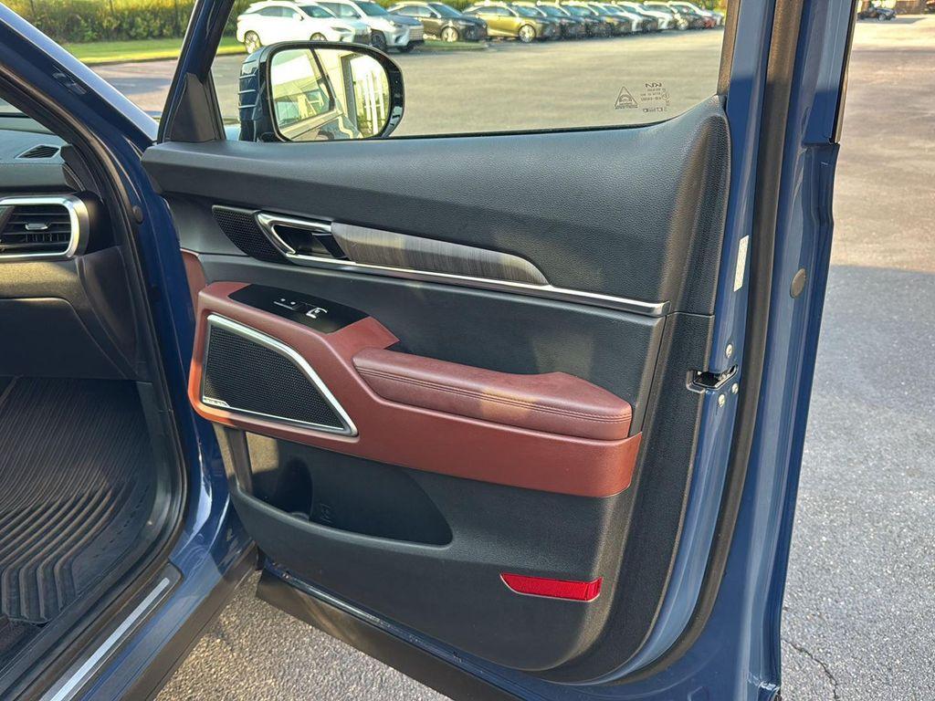 used 2024 Kia Telluride car, priced at $40,000