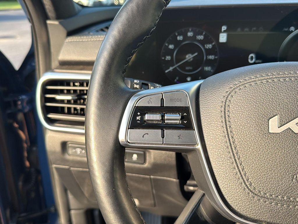 used 2024 Kia Telluride car, priced at $40,000