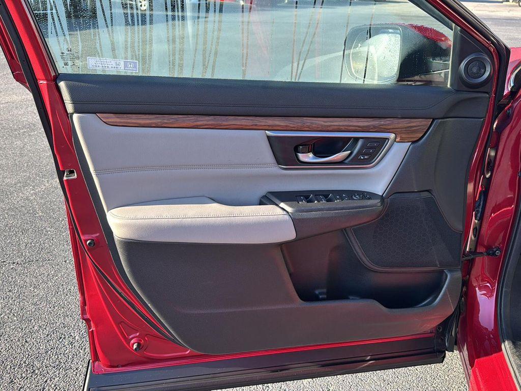 used 2021 Honda CR-V car, priced at $23,899