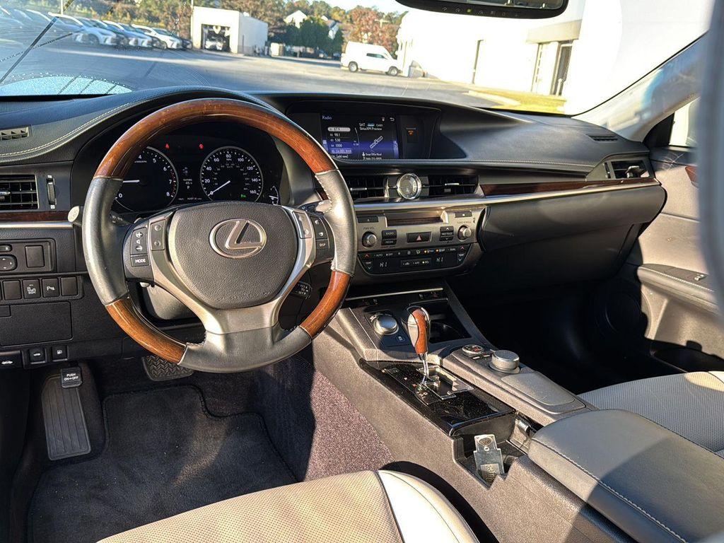 used 2015 Lexus ES 350 car, priced at $17,895