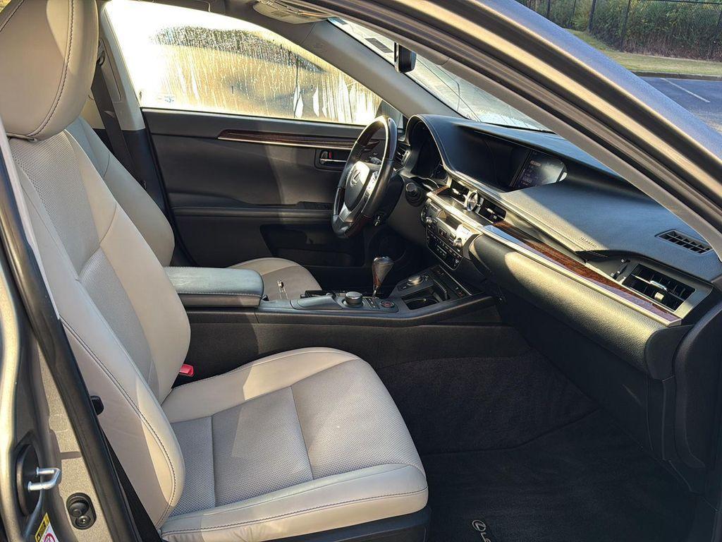 used 2015 Lexus ES 350 car, priced at $17,895