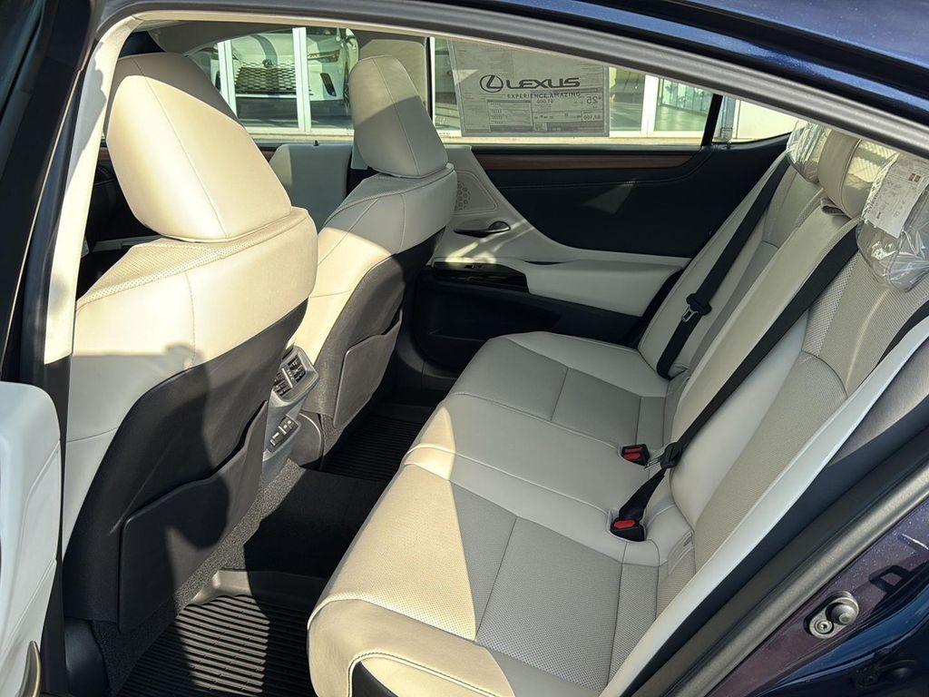 new 2025 Lexus ES 350 car, priced at $50,245