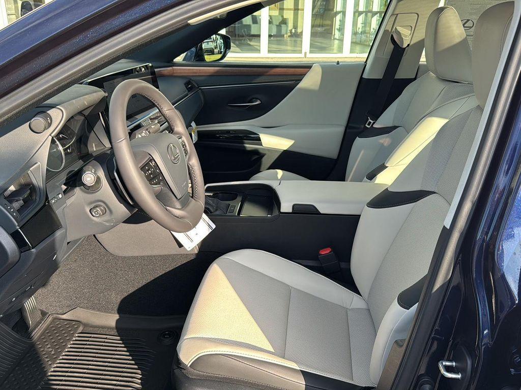 new 2025 Lexus ES 350 car, priced at $50,245