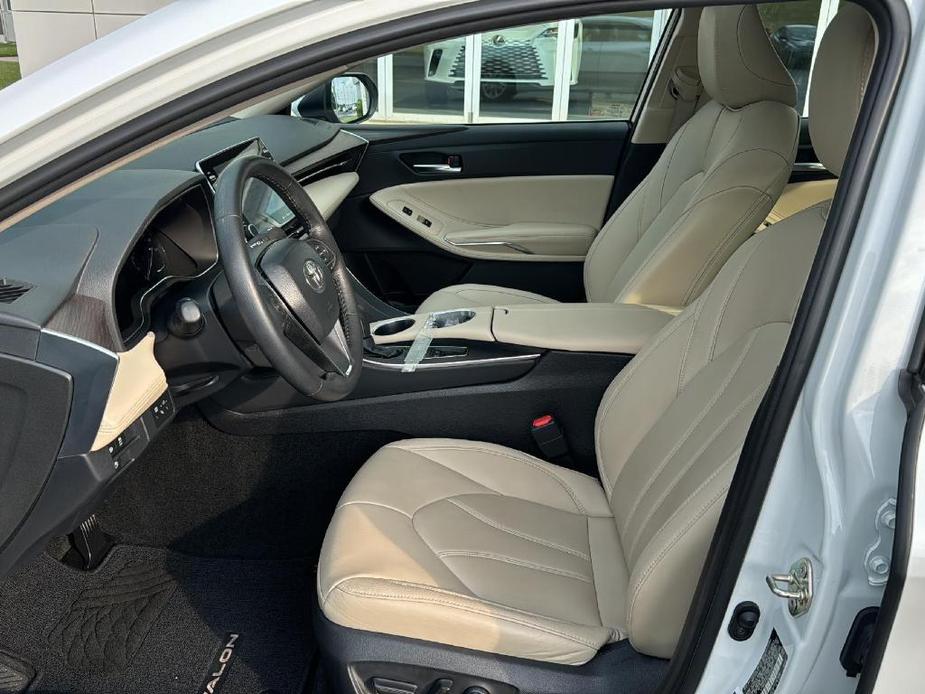 used 2019 Toyota Avalon Hybrid car, priced at $26,987