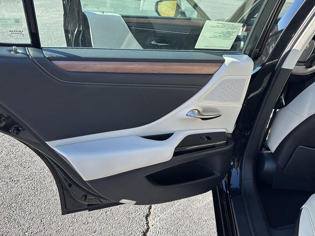new 2025 Lexus ES 350 car, priced at $45,799