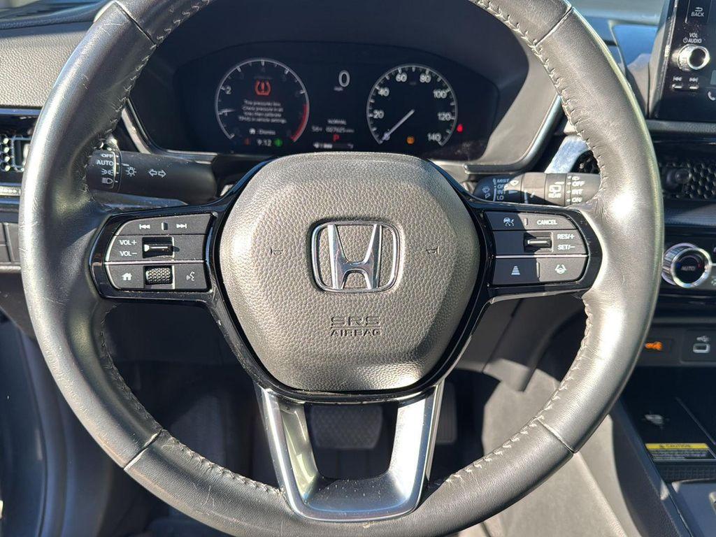 used 2023 Honda CR-V car, priced at $32,898