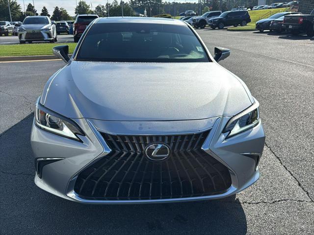 used 2025 Lexus ES 300h car, priced at $52,500