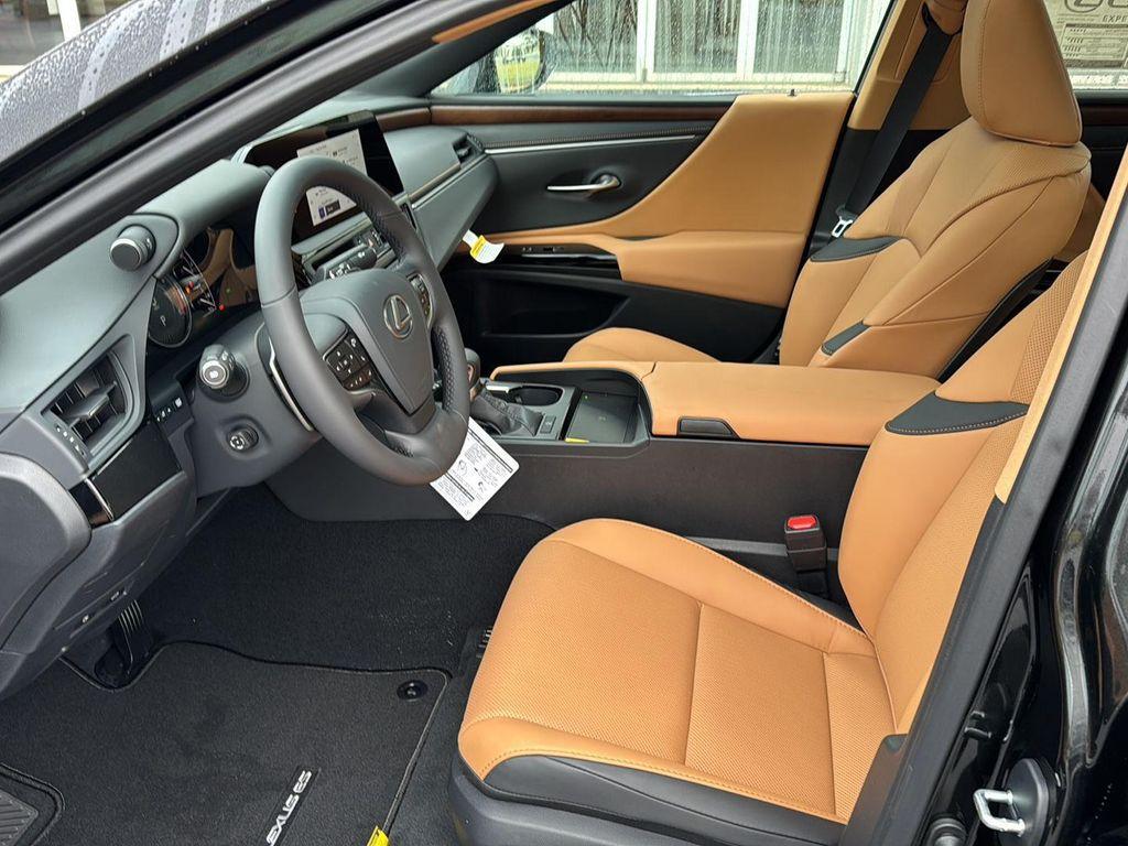 new 2025 Lexus ES 350 car, priced at $45,737