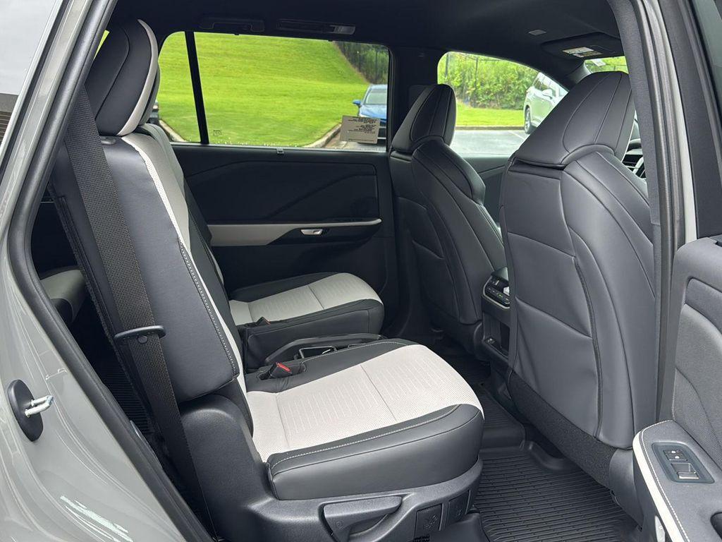 new 2025 Lexus TX 500h car, priced at $73,585