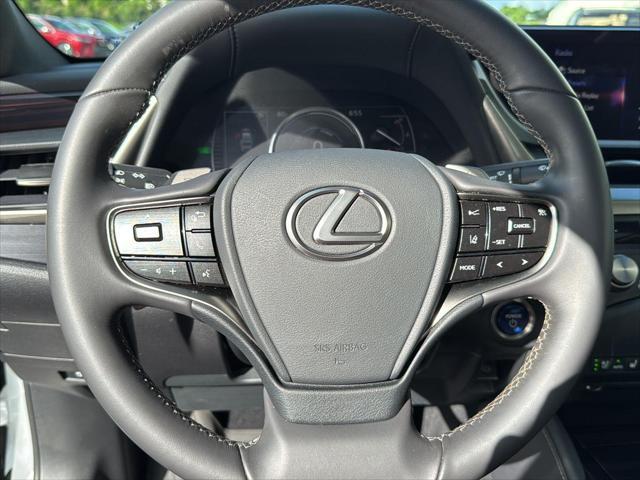 used 2021 Lexus ES 300h car, priced at $34,500