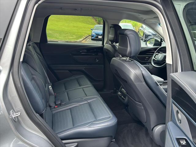 used 2024 Lincoln Nautilus car, priced at $49,500