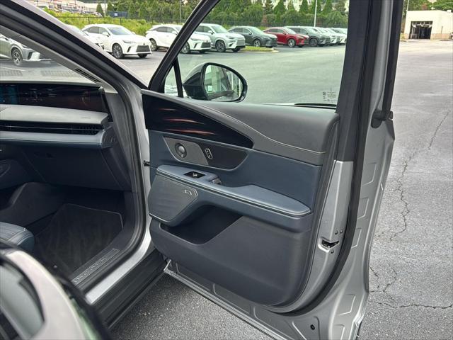 used 2024 Lincoln Nautilus car, priced at $49,500