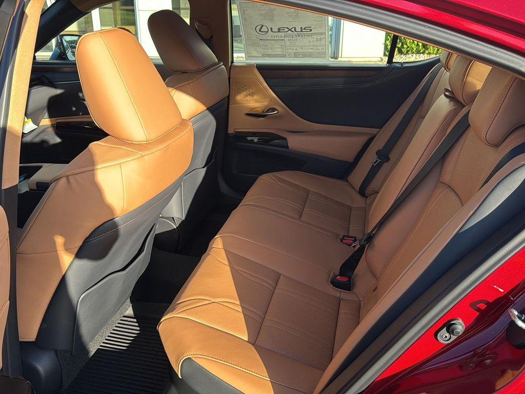 new 2025 Lexus ES 300h car, priced at $54,839