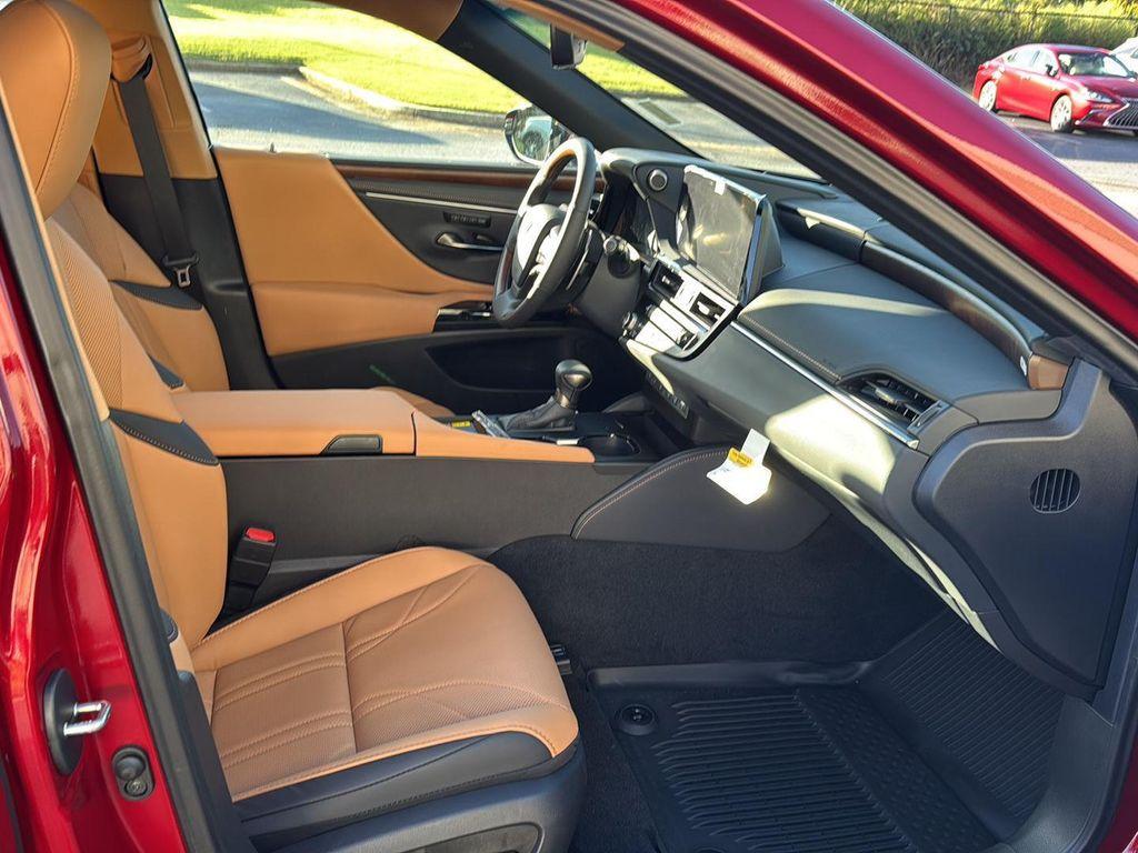 new 2025 Lexus ES 300h car, priced at $54,839