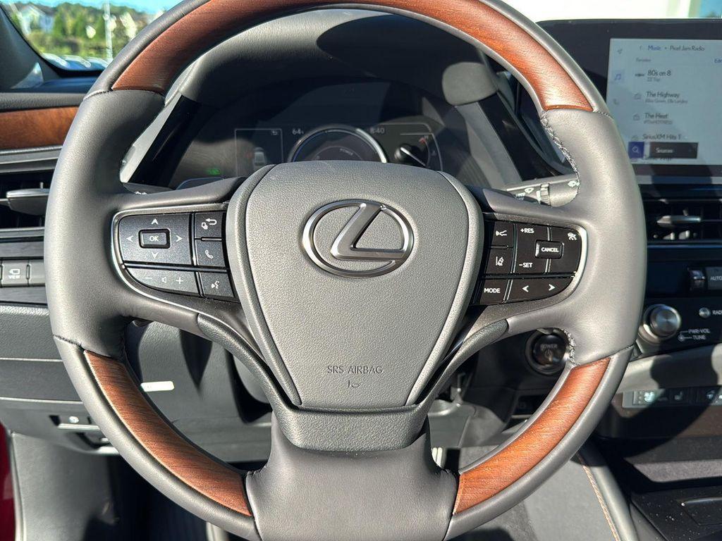 new 2025 Lexus ES 300h car, priced at $54,839