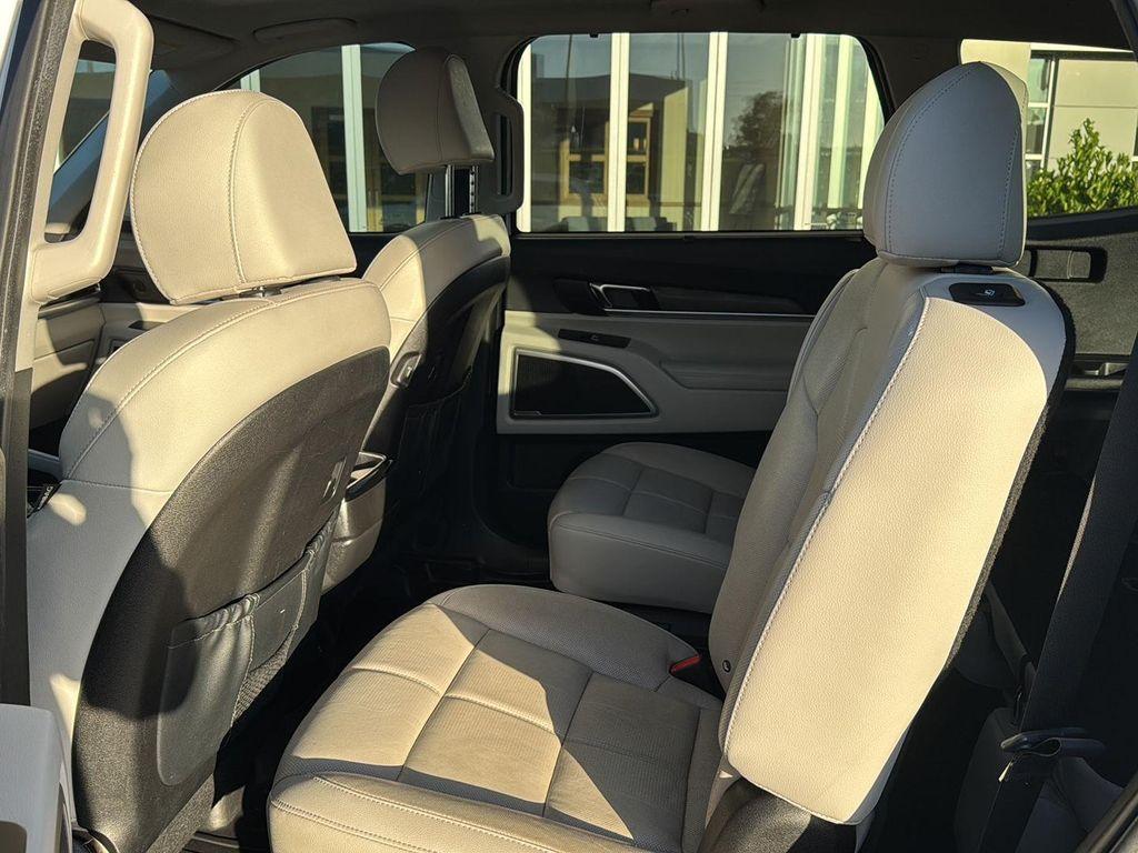 used 2022 Kia Telluride car, priced at $29,987