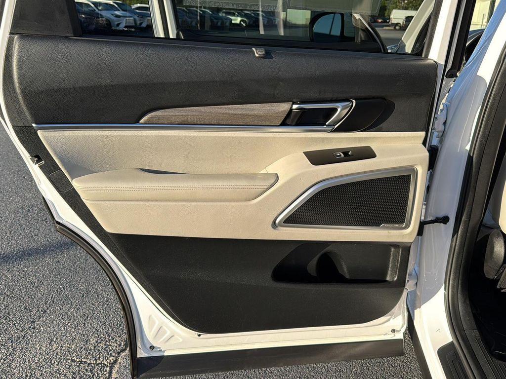 used 2022 Kia Telluride car, priced at $29,987
