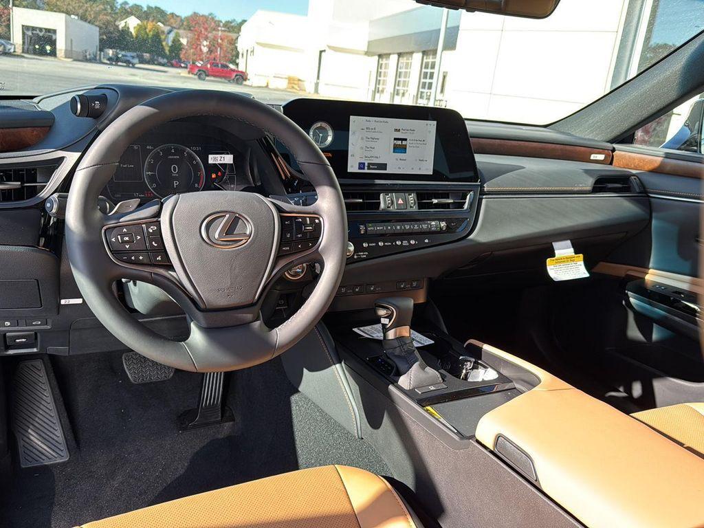 new 2025 Lexus ES 350 car, priced at $46,729
