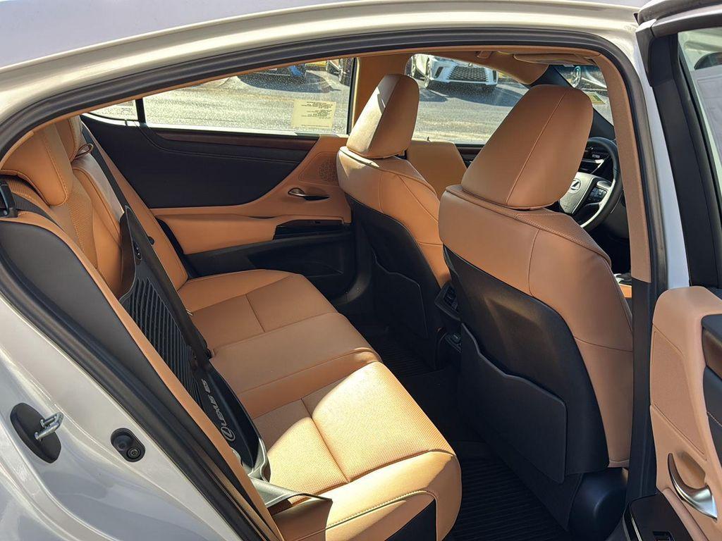 new 2025 Lexus ES 350 car, priced at $46,729