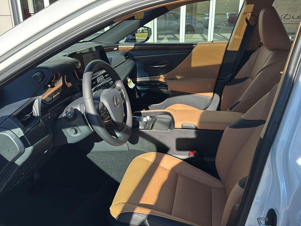 new 2025 Lexus ES 350 car, priced at $46,729