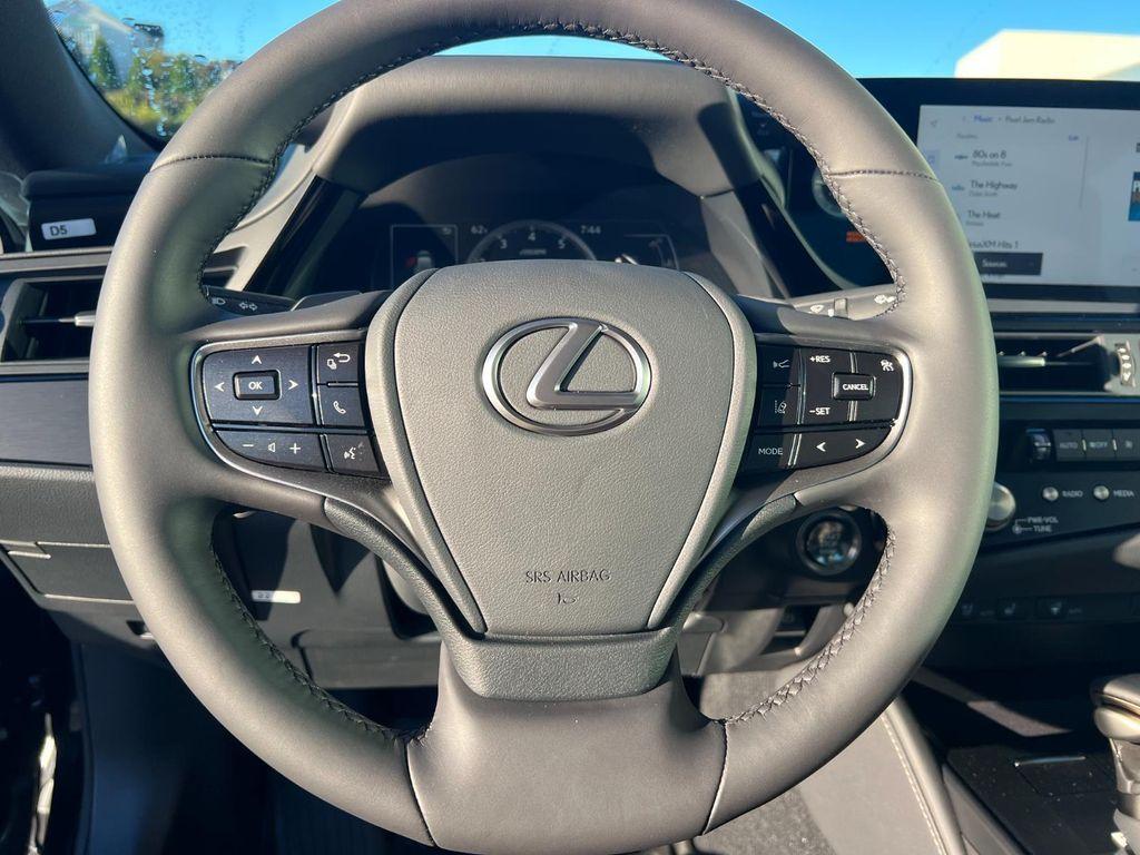 new 2025 Lexus ES 350 car, priced at $51,955