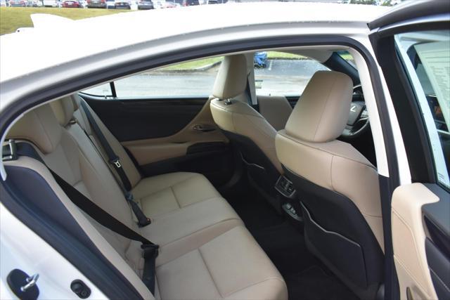 used 2020 Lexus ES 350 car, priced at $35,801