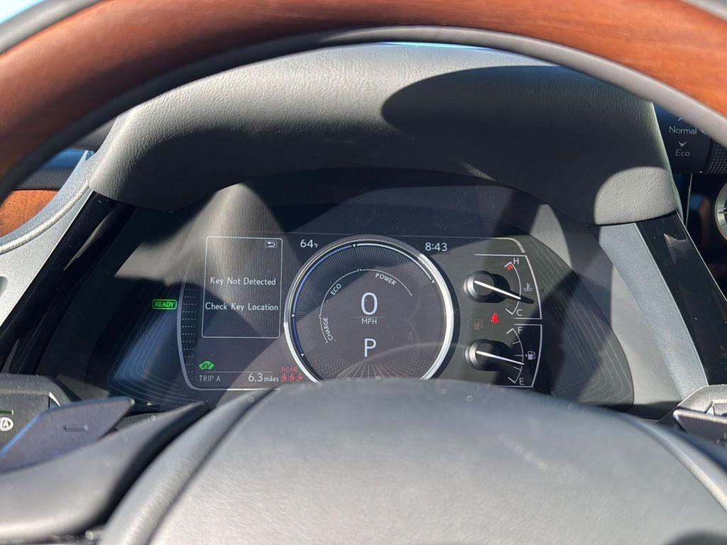 new 2025 Lexus ES 300h car, priced at $54,910