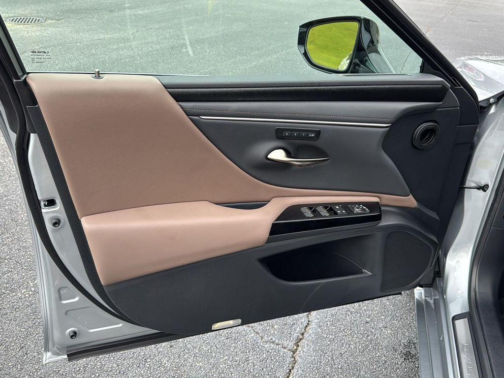 new 2025 Lexus ES 350 car, priced at $48,129