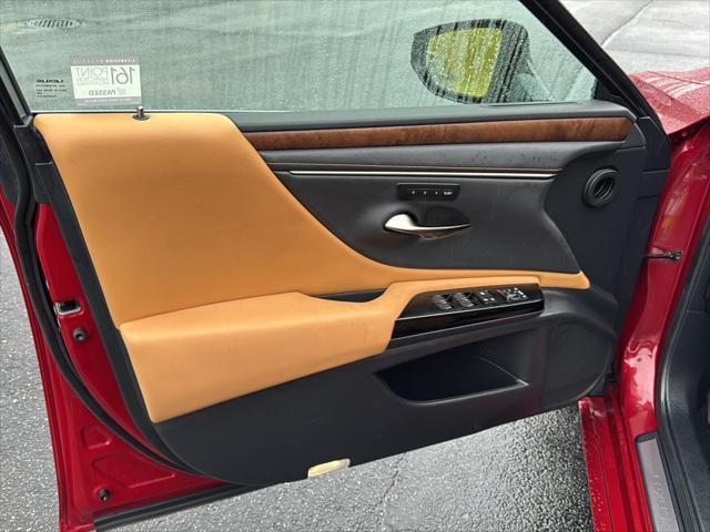 used 2022 Lexus ES 350 car, priced at $39,700