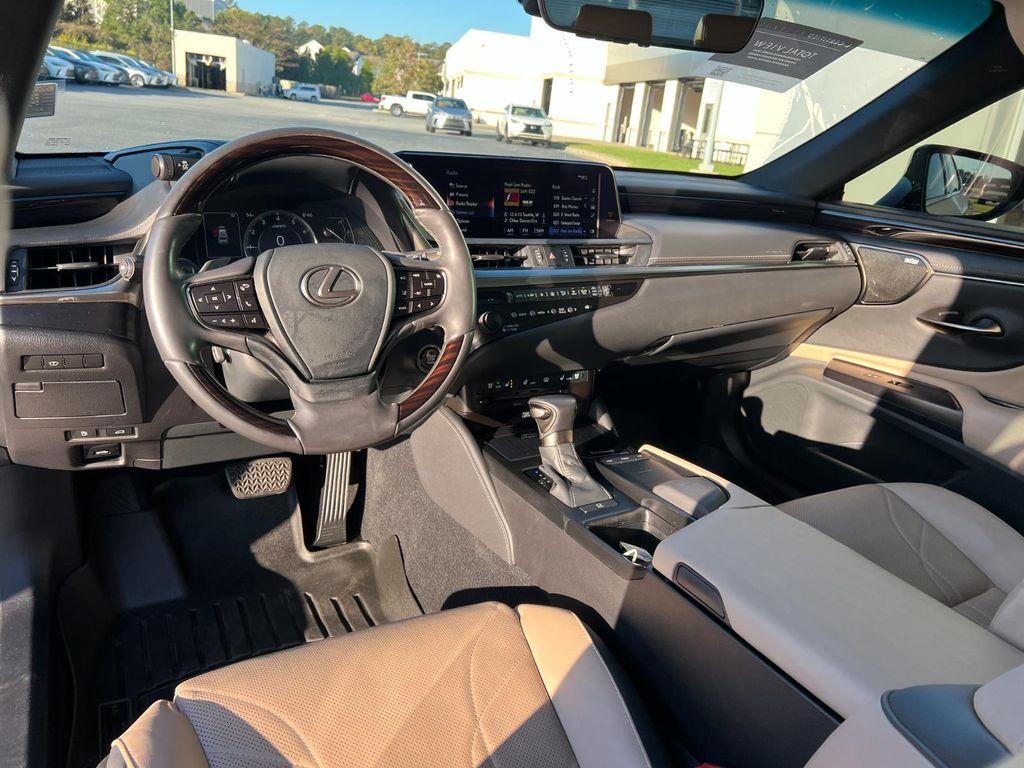 used 2020 Lexus ES 350 car, priced at $33,987