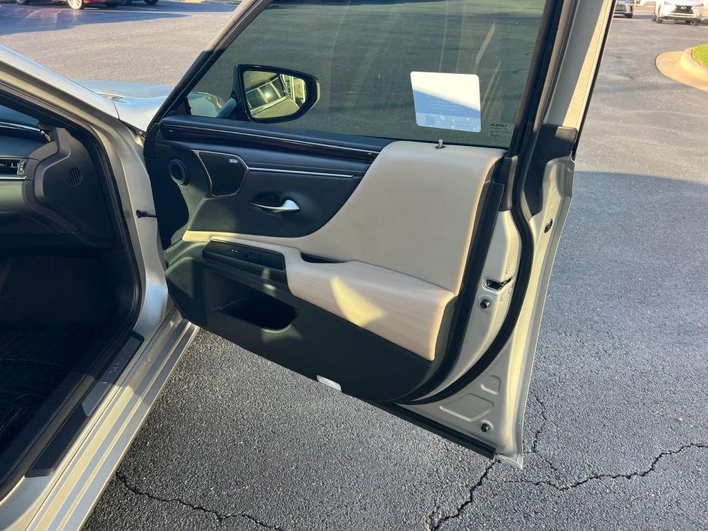 used 2020 Lexus ES 350 car, priced at $33,987