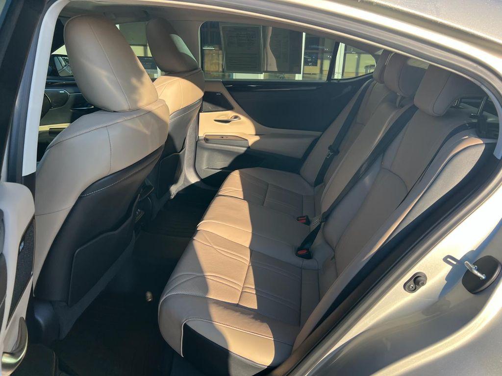 used 2020 Lexus ES 350 car, priced at $33,987