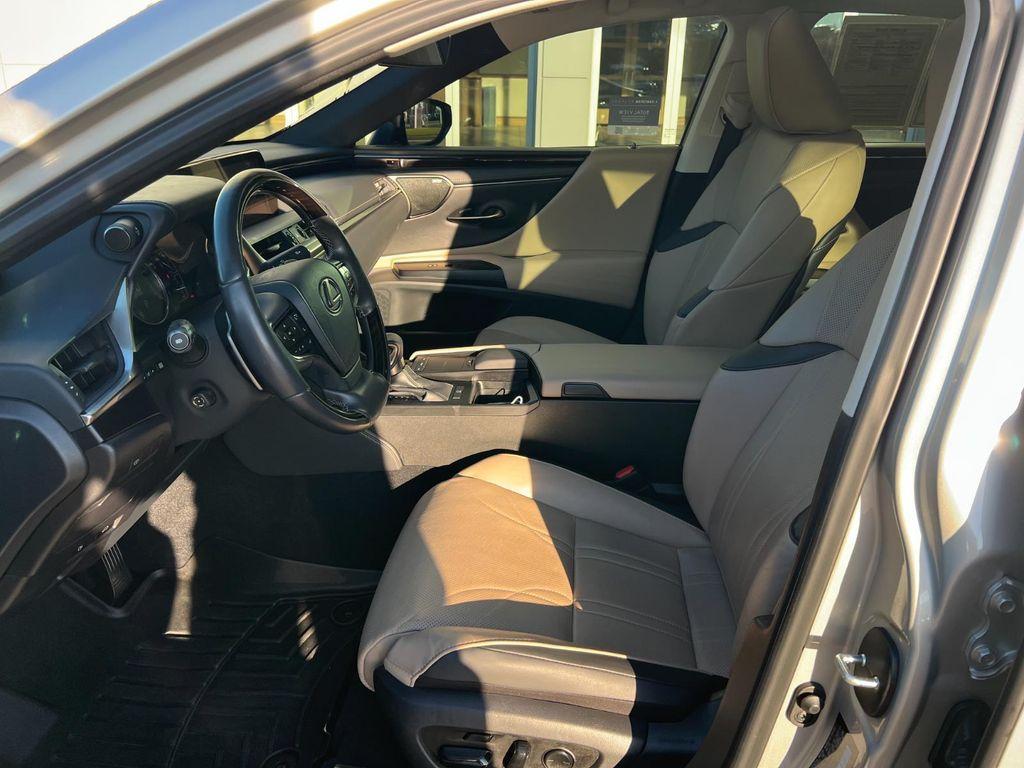 used 2020 Lexus ES 350 car, priced at $33,987