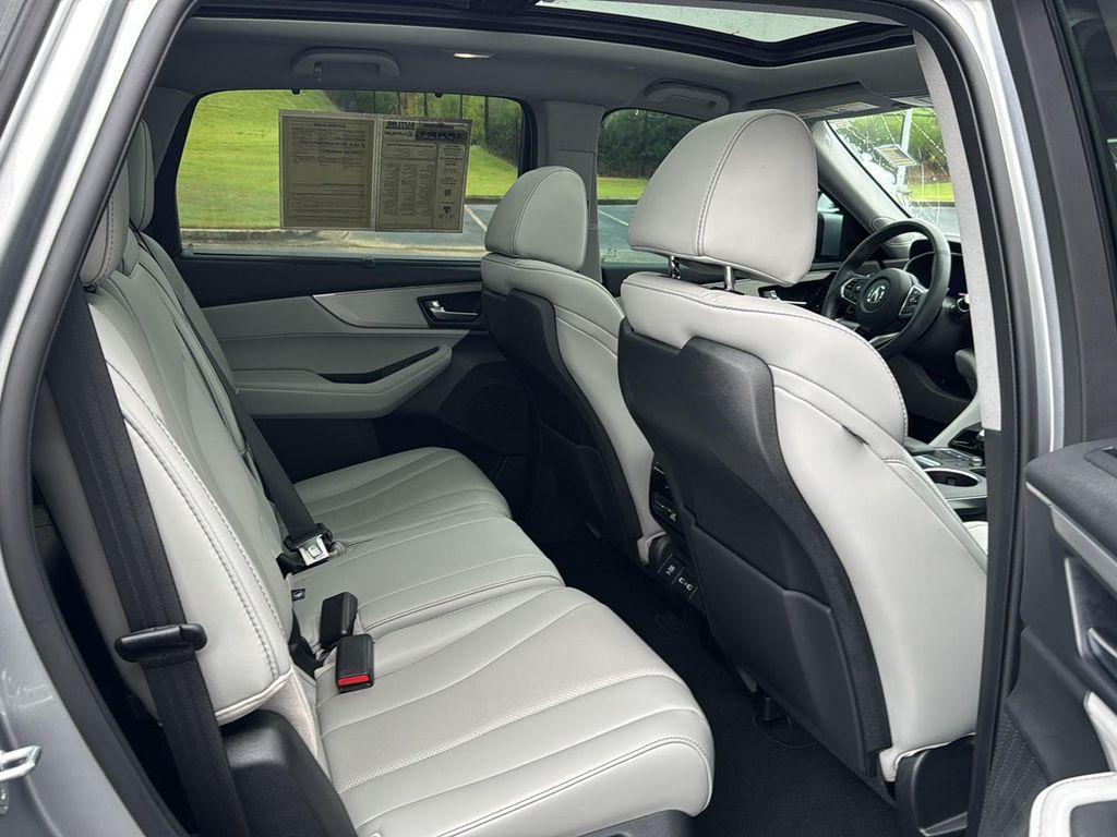 used 2024 Acura MDX car, priced at $44,025