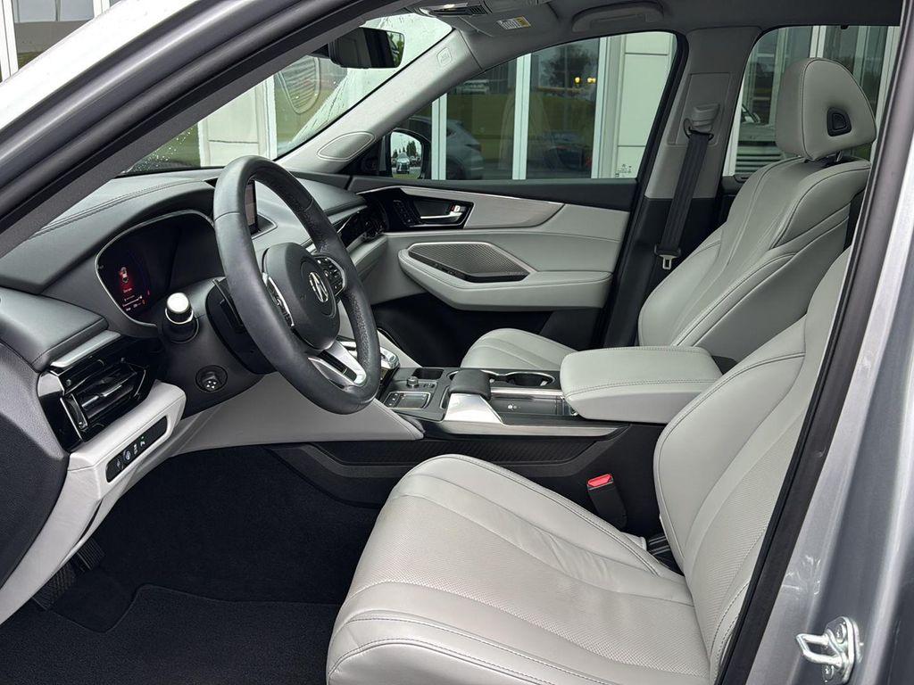 used 2024 Acura MDX car, priced at $44,025