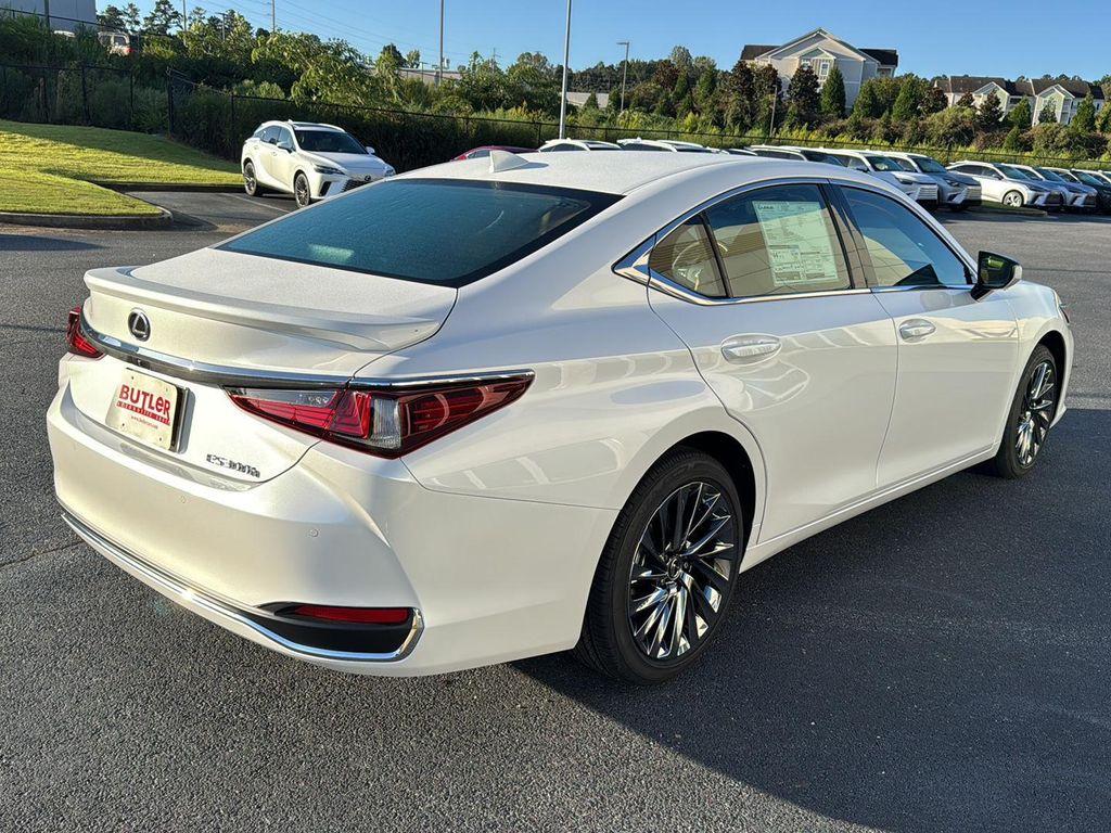new 2025 Lexus ES 300h car, priced at $57,419