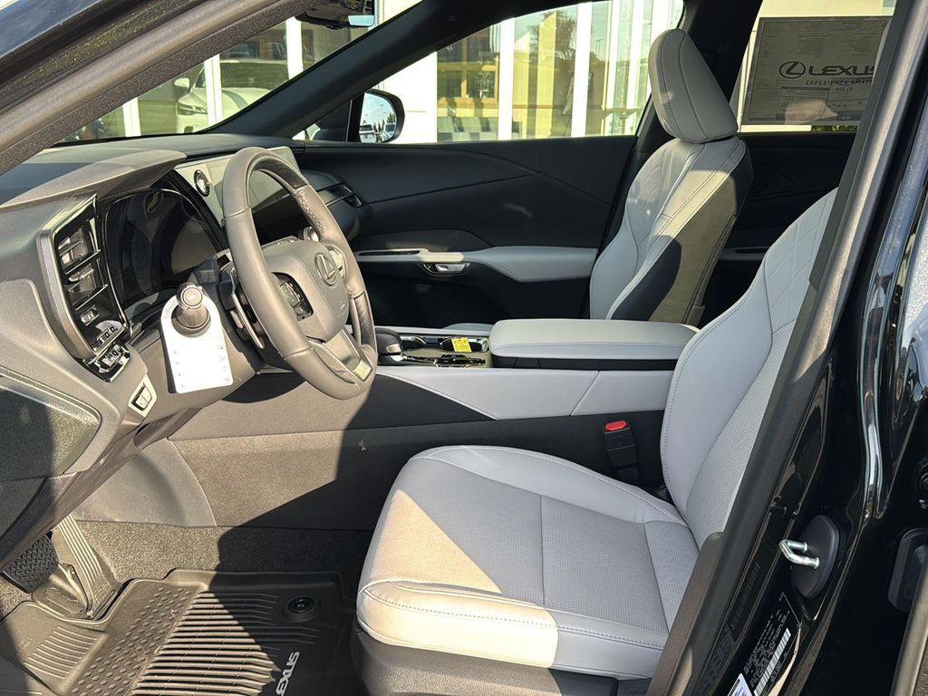 new 2025 Lexus RX 350 car, priced at $60,574