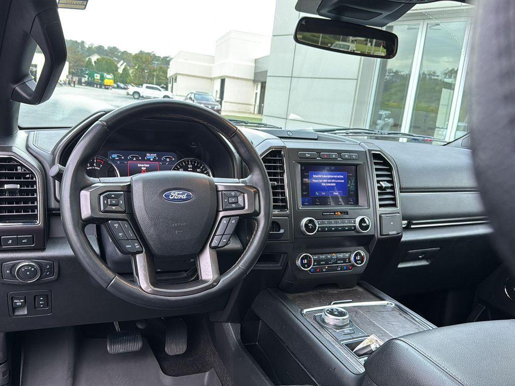 used 2021 Ford Expedition car, priced at $34,000
