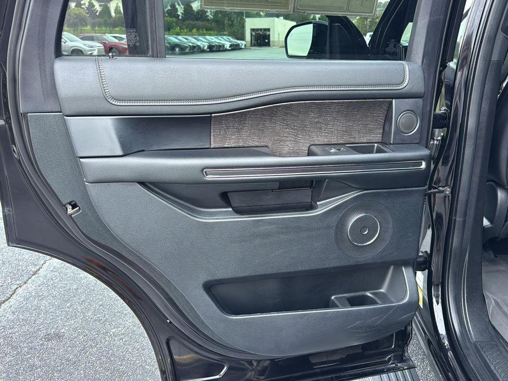used 2021 Ford Expedition car, priced at $34,000