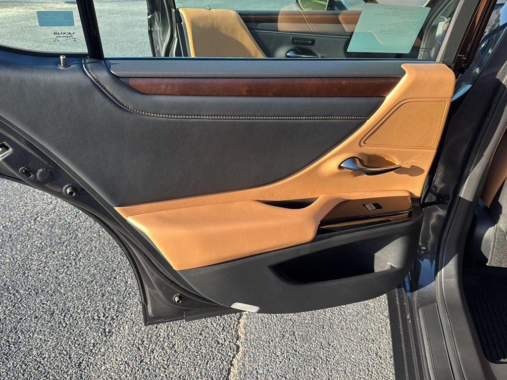 new 2025 Lexus ES 350 car, priced at $50,619