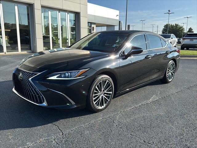used 2023 Lexus ES 350 car, priced at $40,000