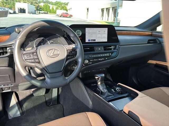 used 2023 Lexus ES 350 car, priced at $40,000
