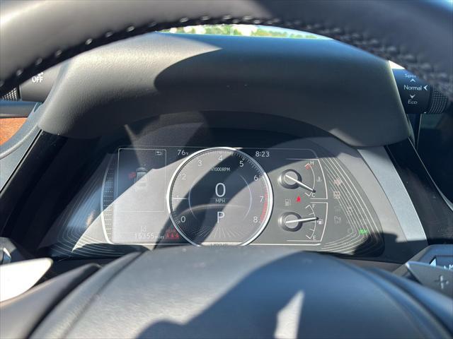 used 2023 Lexus ES 350 car, priced at $40,000